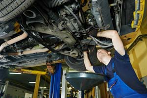 Transmission Service - Cottman Man - Cottman Transmission And Total Auto Care